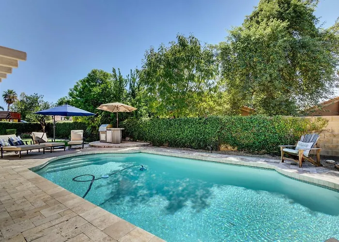 Poolside Backyard Oasis! Scottsdale Family Retreat * Phoenix