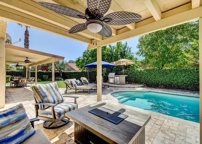 Poolside Backyard Oasis! Scottsdale Family Retreat * Phoenix